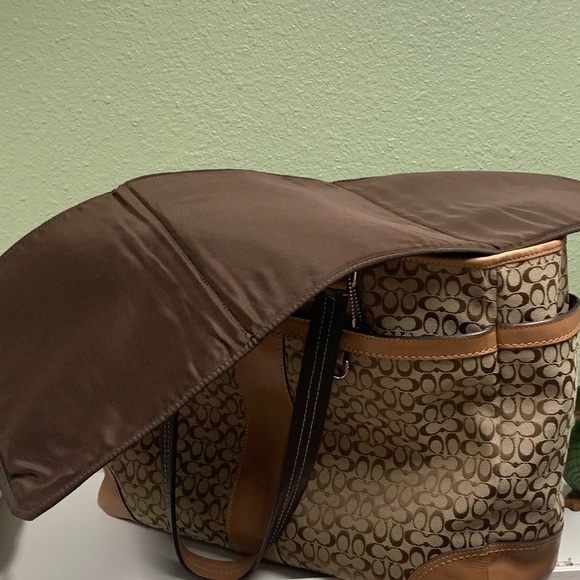 Coach Diaper bag - Picture 4 of 4